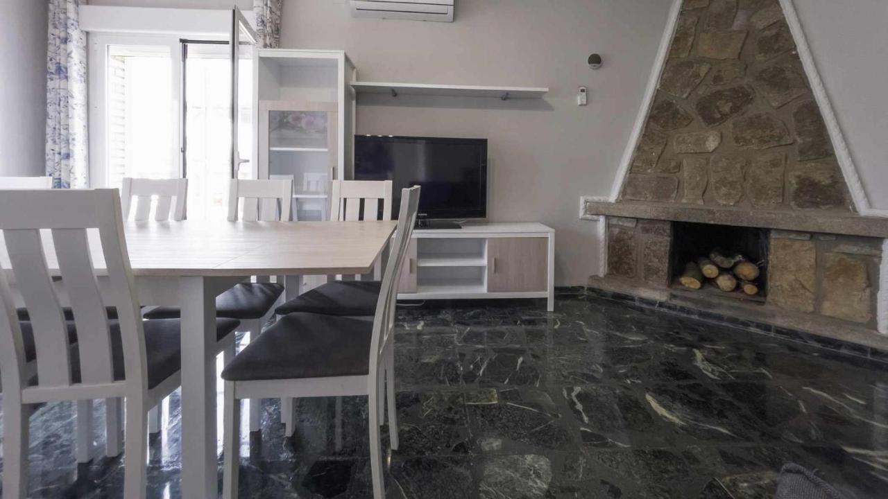 Сasa de vacaciones La Casa De La Tinaja Piscina Y Chimenea Villamiel de Toledo