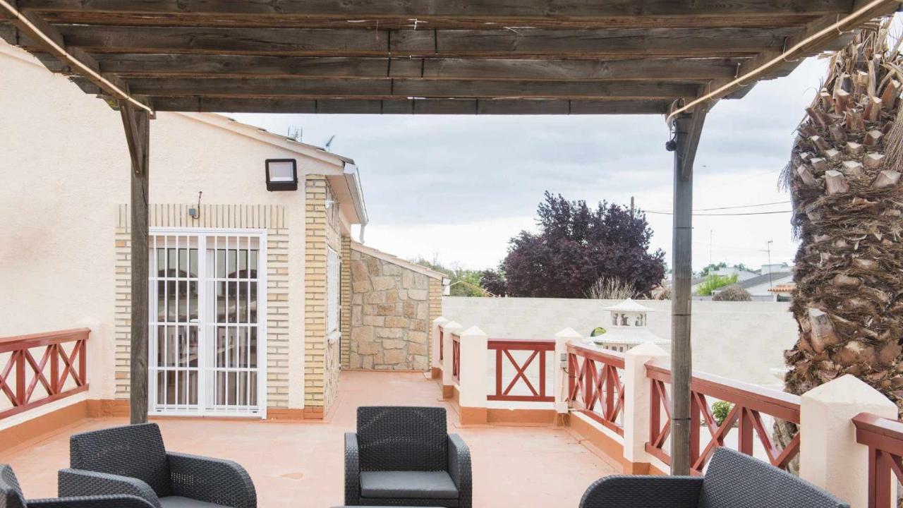 La Casa De La Tinaja Piscina Y Chimenea By Toledo Ap Hébergement de vacances