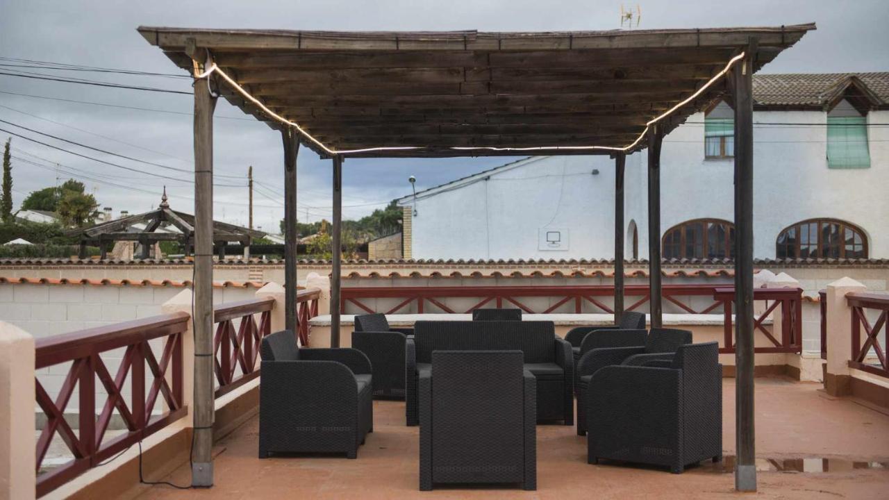 La Casa De La Tinaja Piscina Y Chimenea By Toledo Ap Hébergement de vacances *
